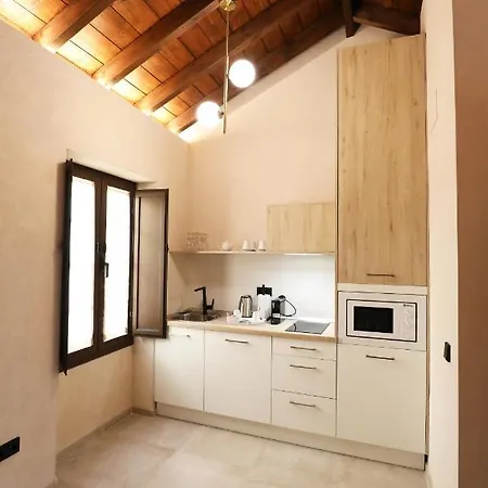 Casa Señorial Del Siglo Xviii Apartahotel