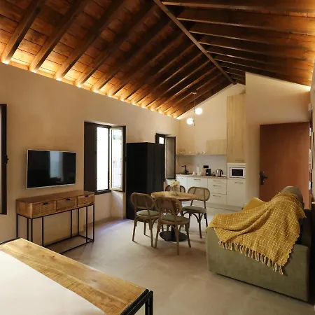 Casa Señorial Del Siglo Xviii Apartahotel